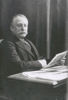 Wolf-Dietrich v. Bredow